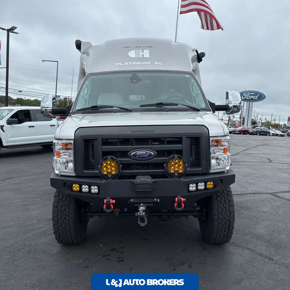 2022 Ford Commercial Vans E450