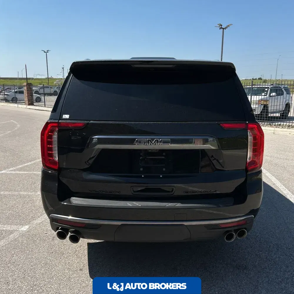 2023 GMC Yukon XL Denali Ultimate