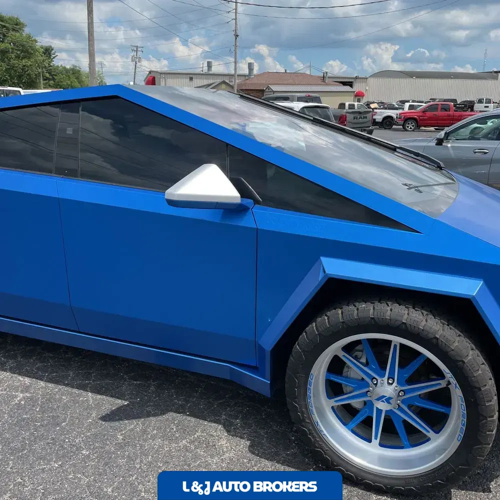 2024 Tesla Cybertruck Base