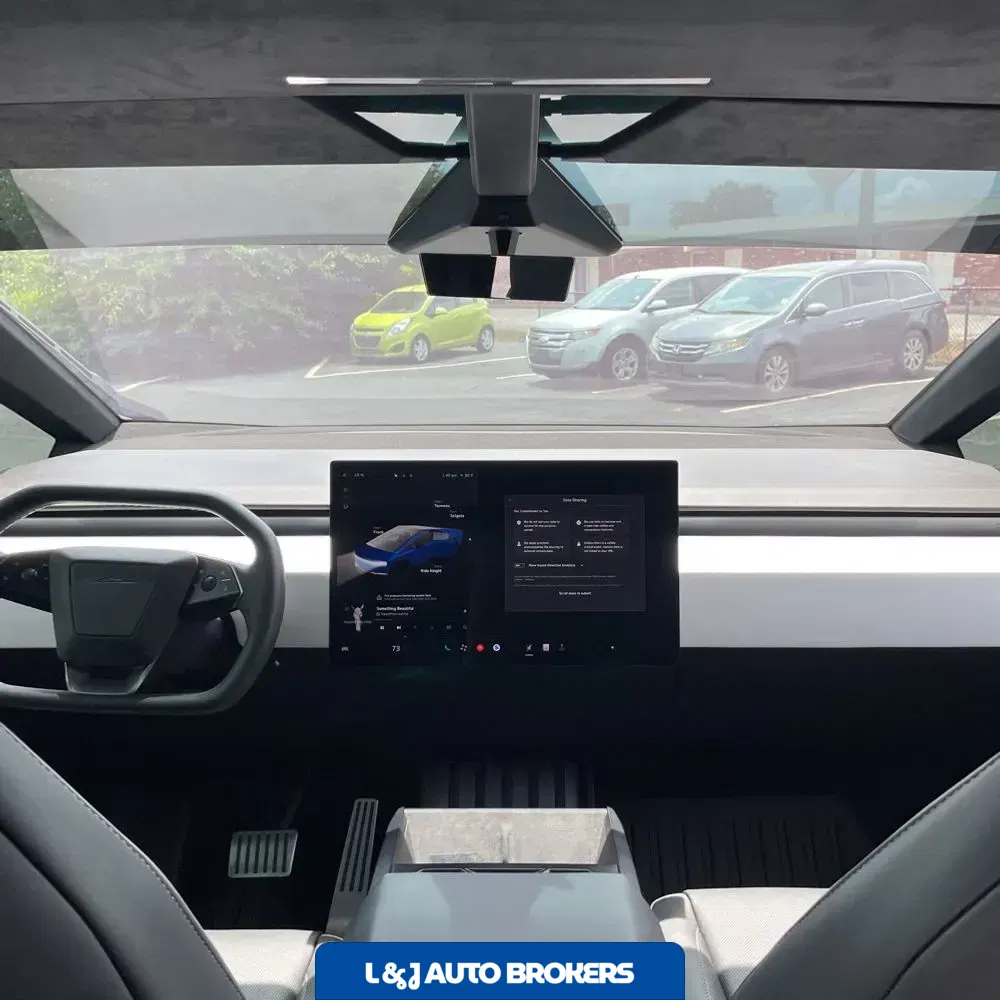 2024 Tesla Cybertruck Base