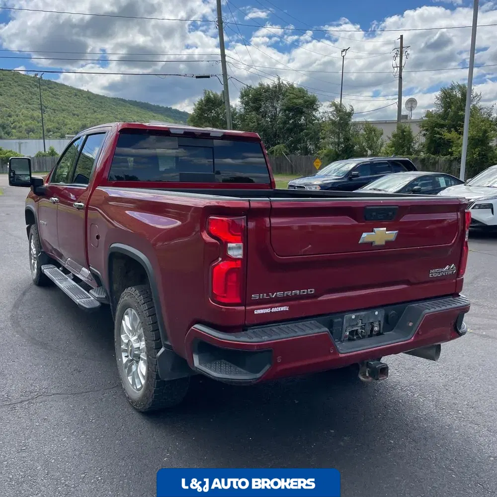 2022 Chevrolet Silverado 2500 High Country