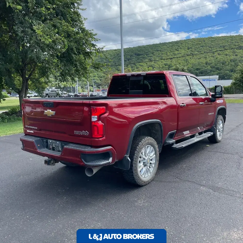 2022 Chevrolet Silverado 2500 High Country