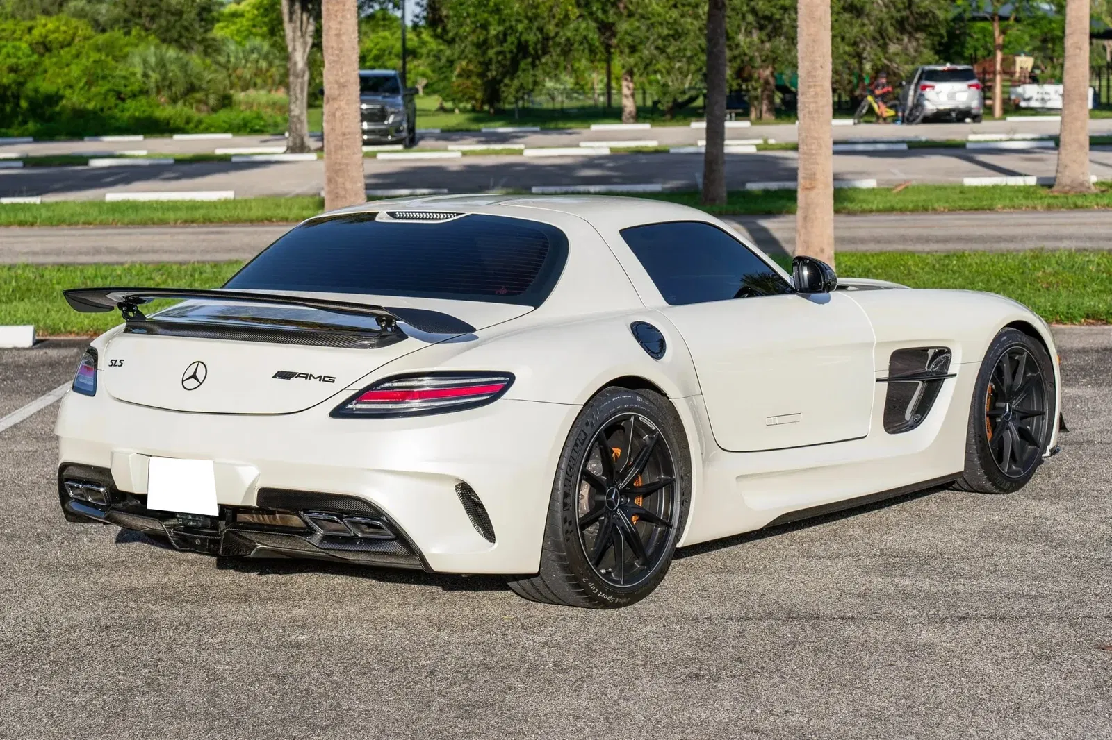6k-Mile 2014 Mercedes-Benz SLS AMG Black Series