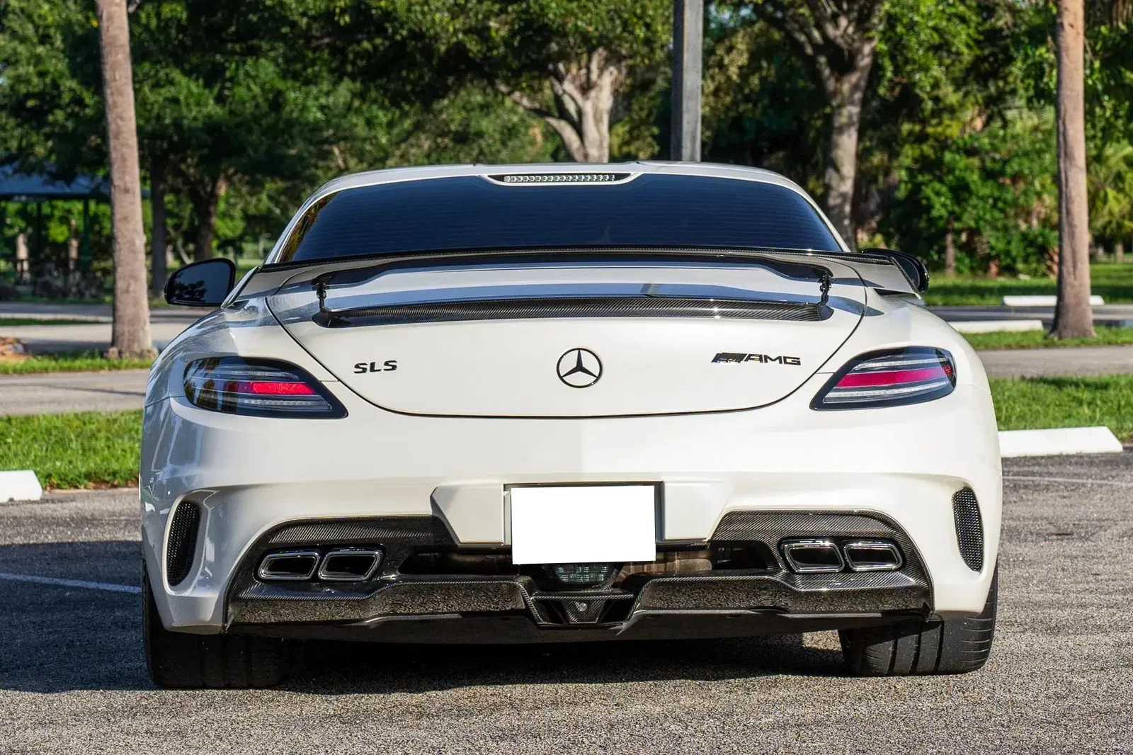 6k-Mile 2014 Mercedes-Benz SLS AMG Black Series