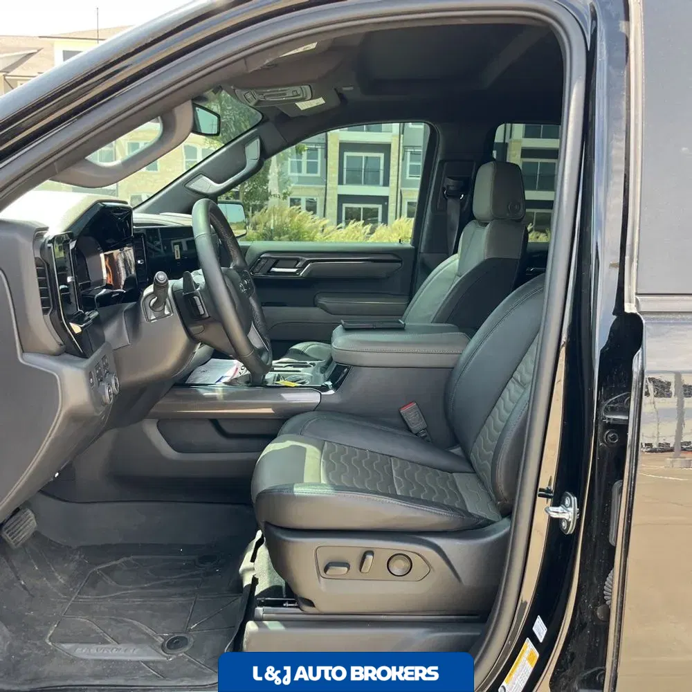 2023 Chevrolet Silverado 1500 ZR2