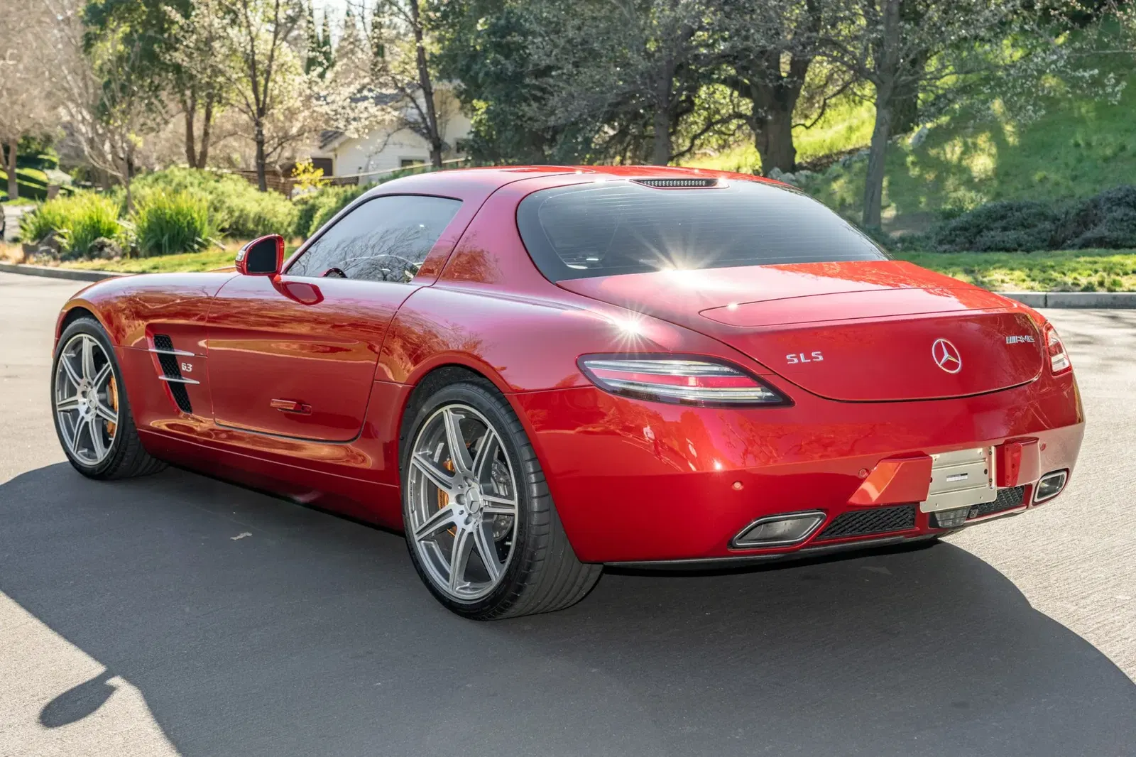 5,700-Mile 2012 Mercedes-Benz SLS AMG