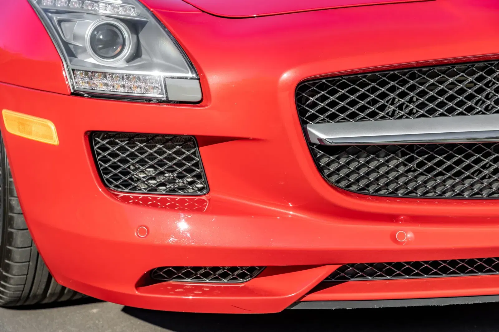 5,700-Mile 2012 Mercedes-Benz SLS AMG
