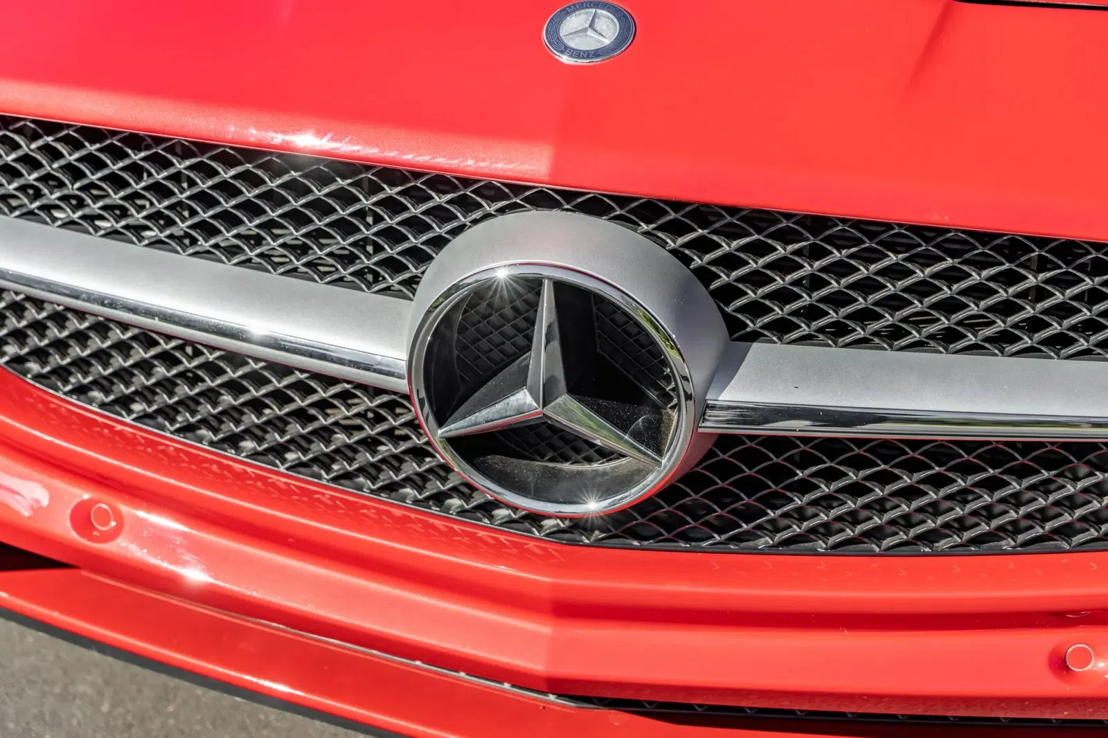 5,700-Mile 2012 Mercedes-Benz SLS AMG