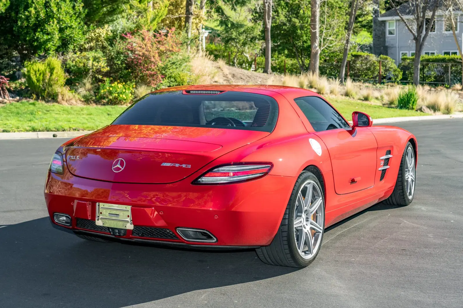 5,700-Mile 2012 Mercedes-Benz SLS AMG