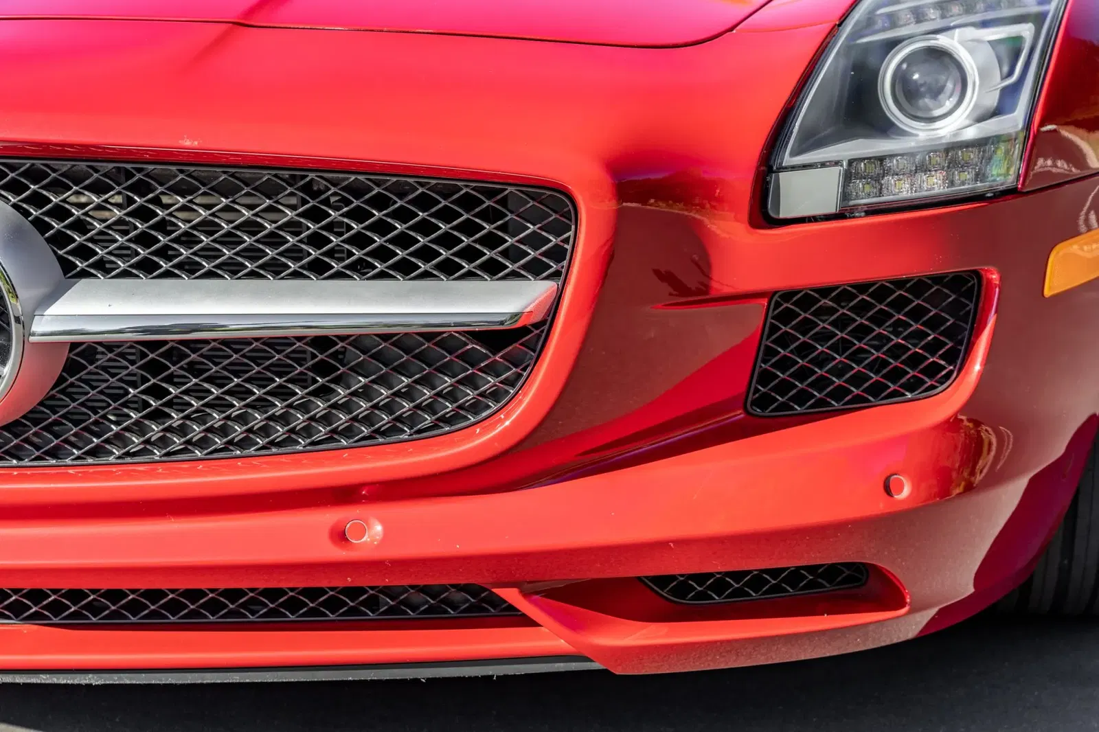 5,700-Mile 2012 Mercedes-Benz SLS AMG