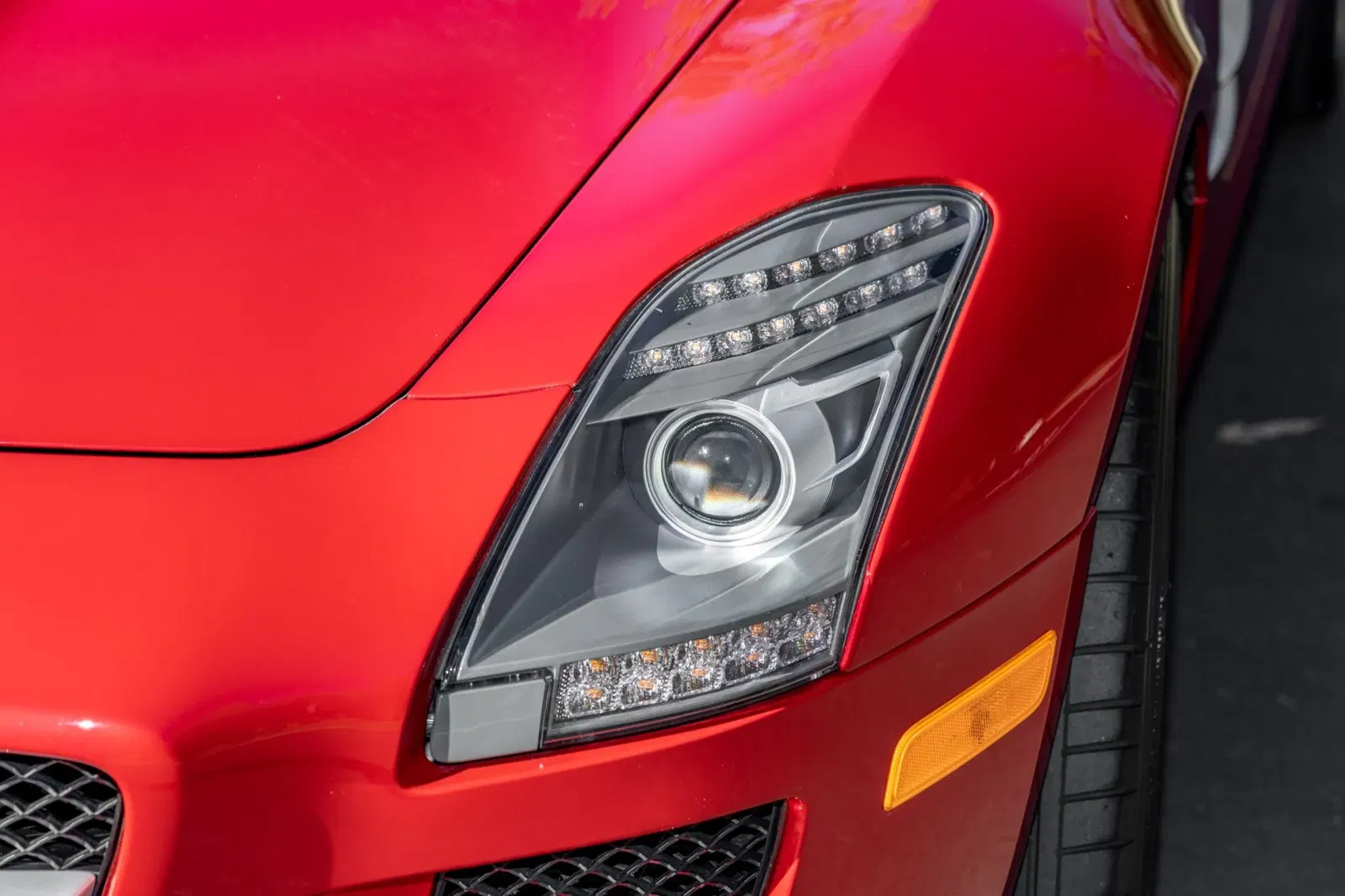 5,700-Mile 2012 Mercedes-Benz SLS AMG