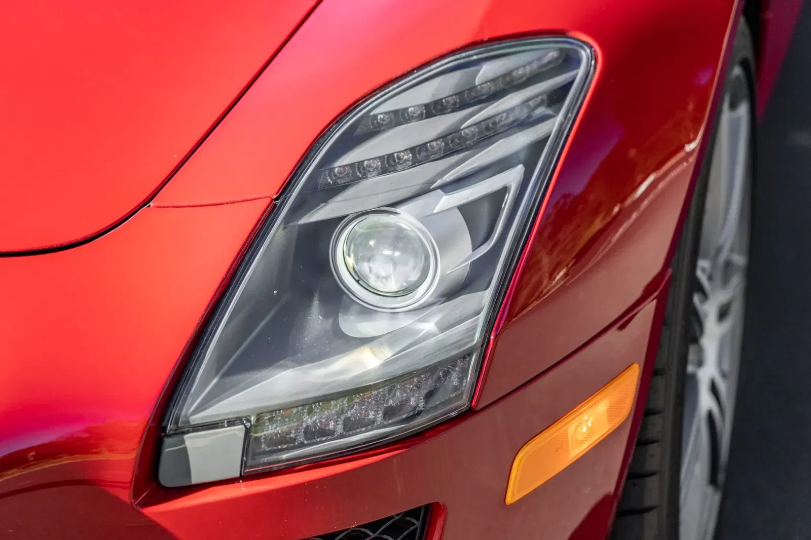 5,700-Mile 2012 Mercedes-Benz SLS AMG