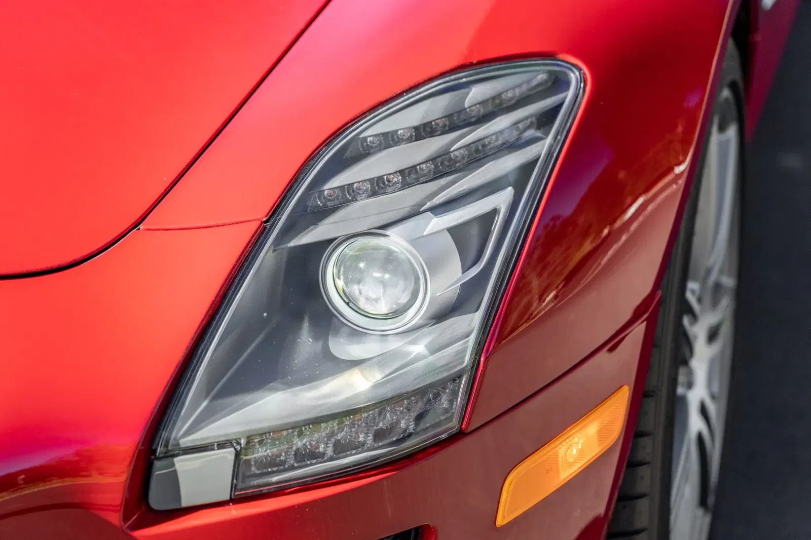 5,700-Mile 2012 Mercedes-Benz SLS AMG