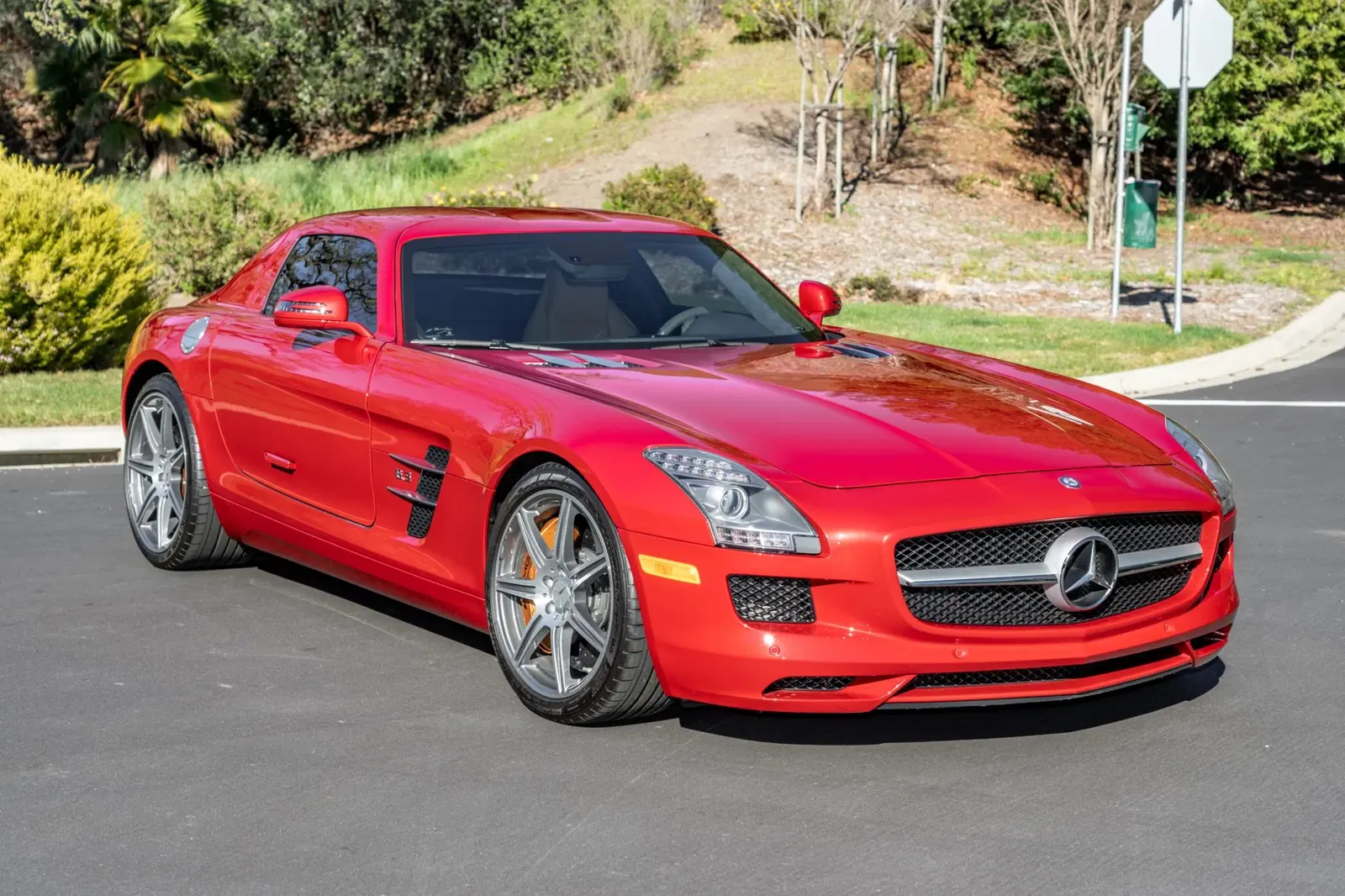 5,700-Mile 2012 Mercedes-Benz SLS AMG