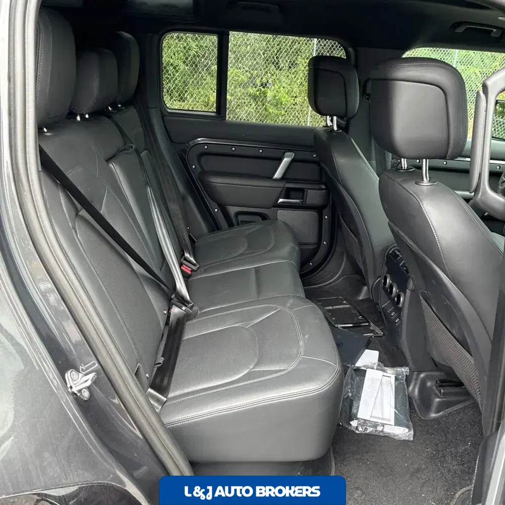 2023 Land Rover Defender 110 Carpathian Ed V8