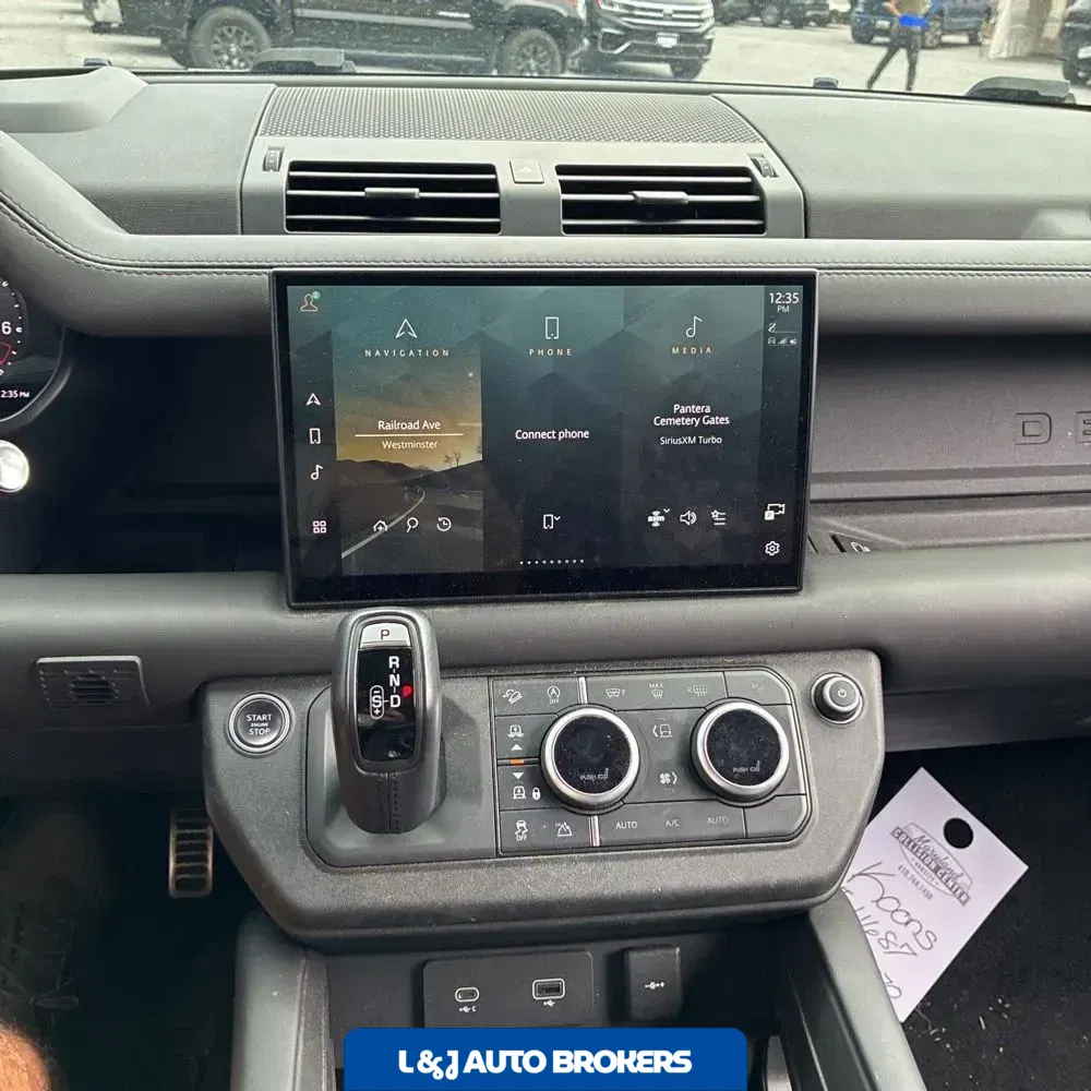 2023 Land Rover Defender 110 Carpathian Ed V8