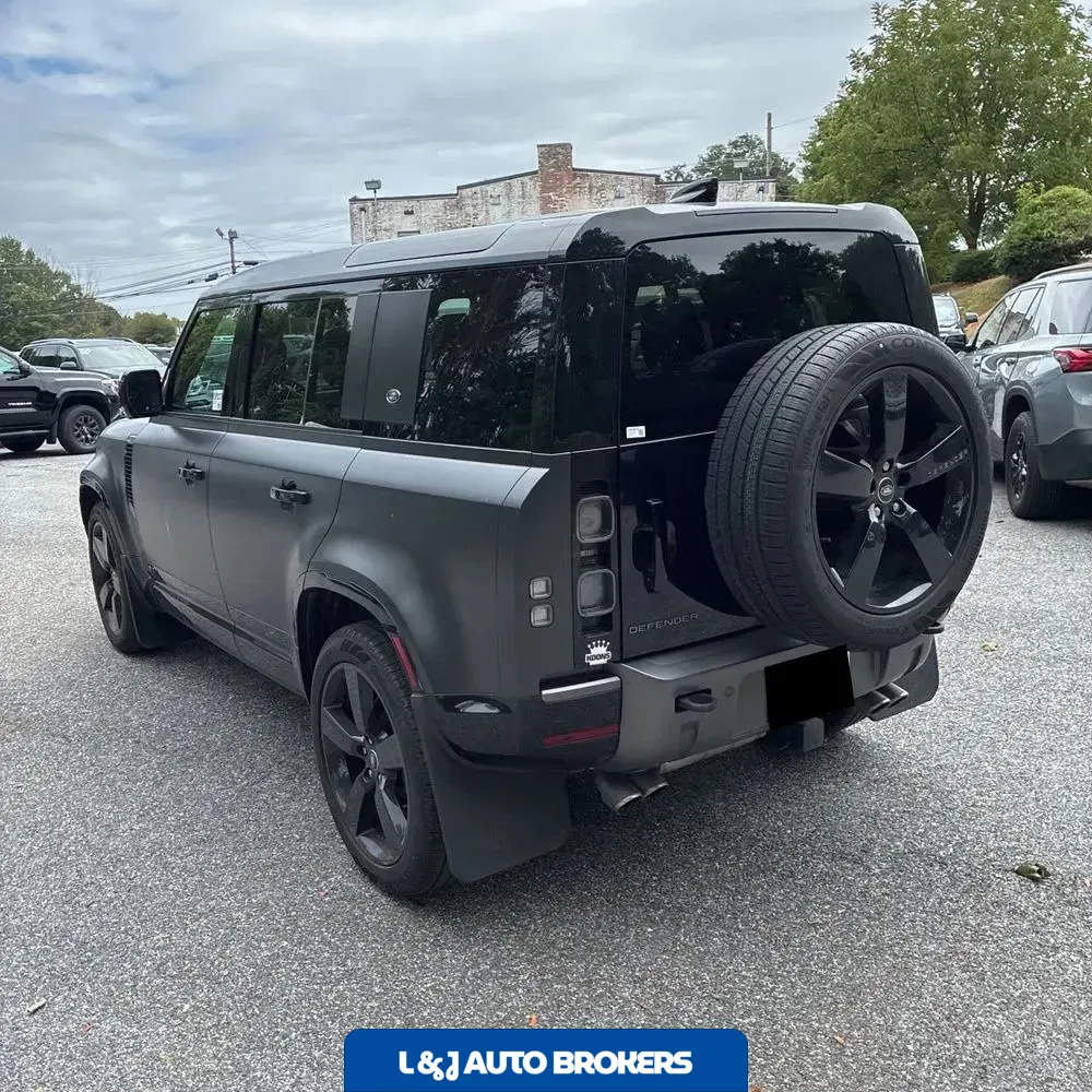 2023 Land Rover Defender 110 Carpathian Ed V8