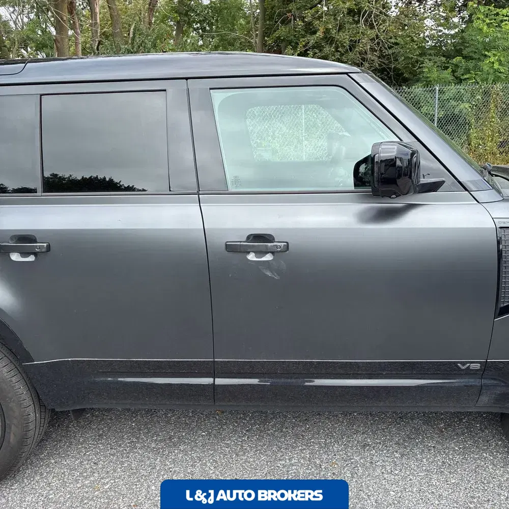 2023 Land Rover Defender 110 Carpathian Ed V8