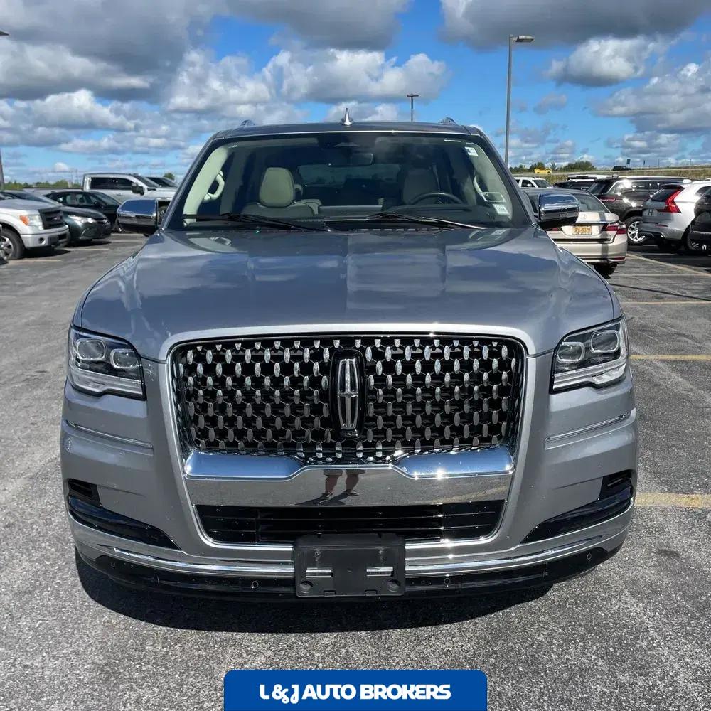 2023 Lincoln Navigator L Black Label