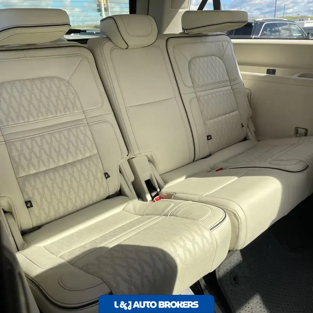 2023 Lincoln Navigator L Black Label
