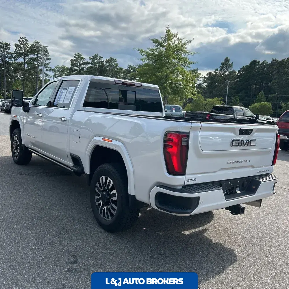 2025 GMC Sierra 2500HD Denali Ultimate