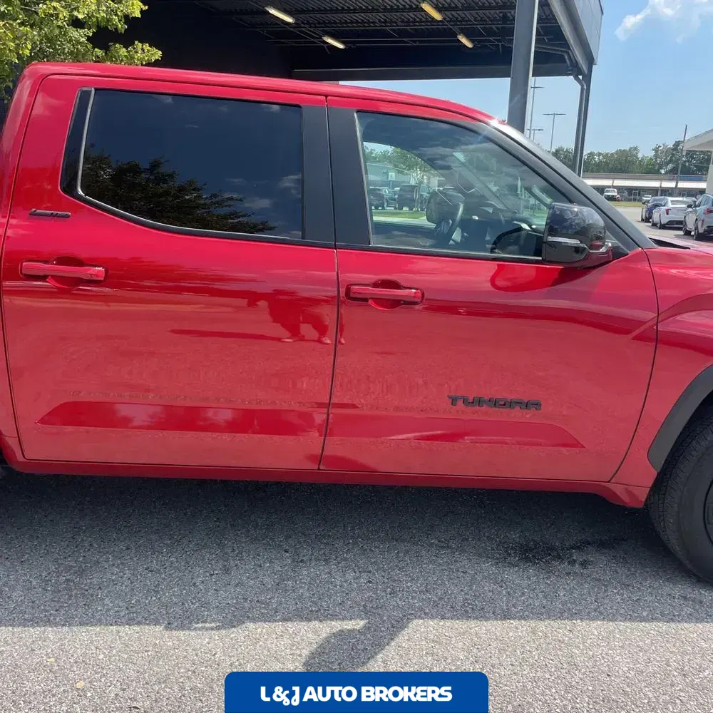 2025 Toyota Tundra Limited HV