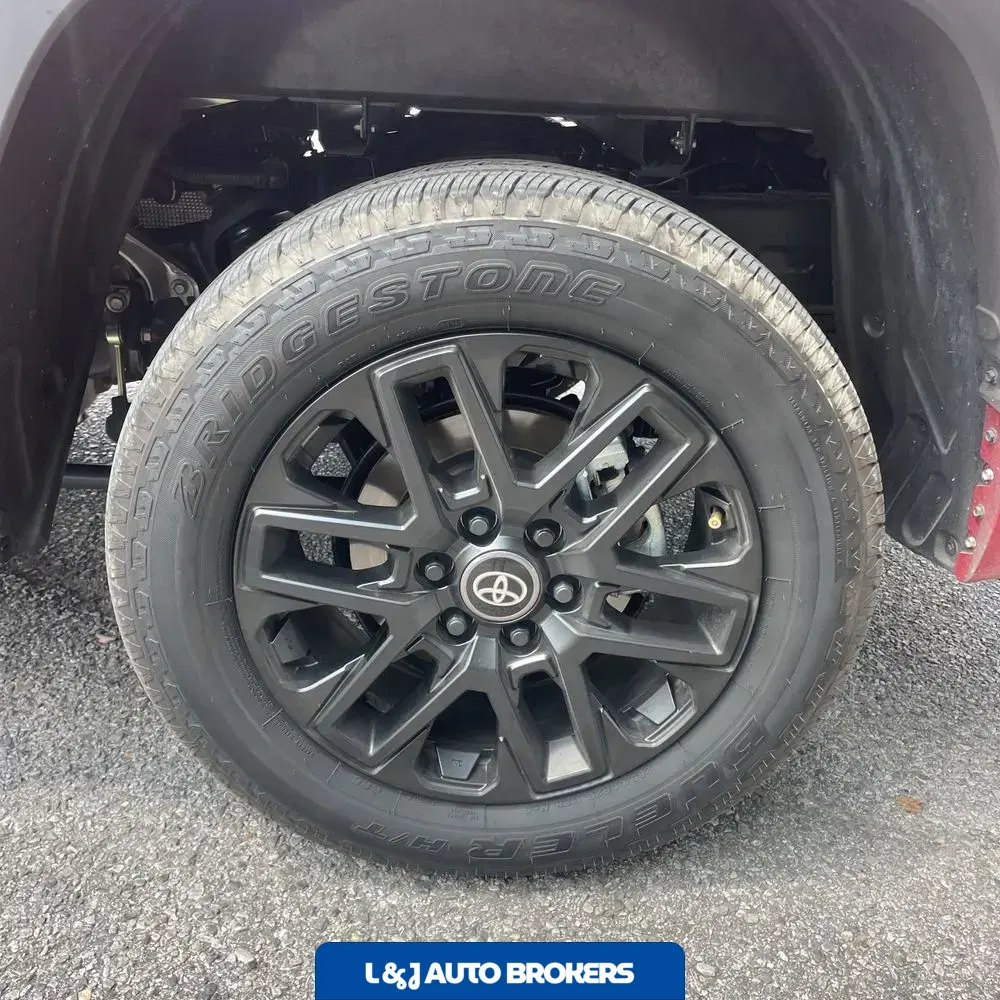 2025 Toyota Tundra Limited HV