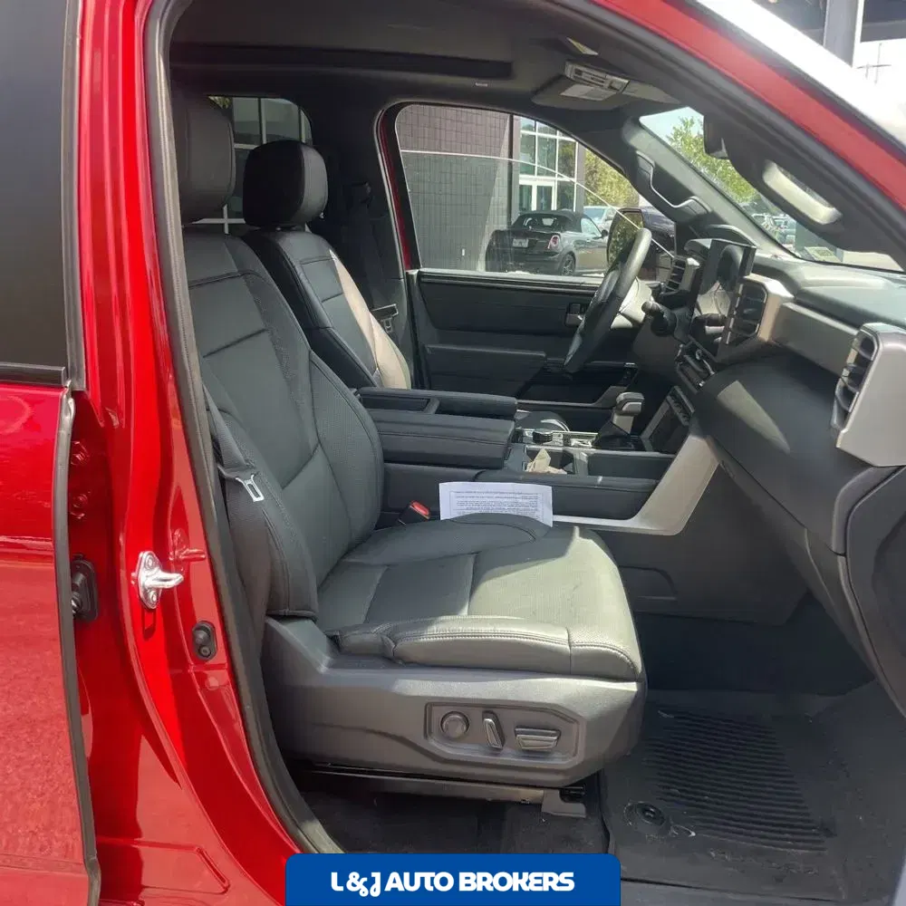 2025 Toyota Tundra Limited HV
