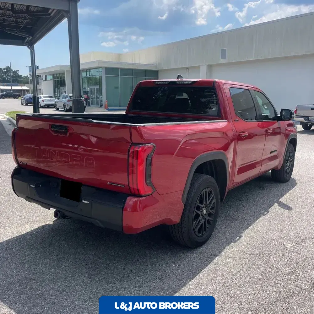 2025 Toyota Tundra Limited HV