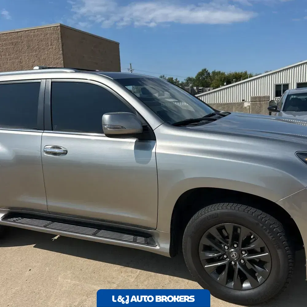 2023 Lexus GX 460 Base
