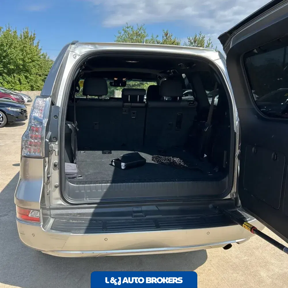 2023 Lexus GX 460 Base