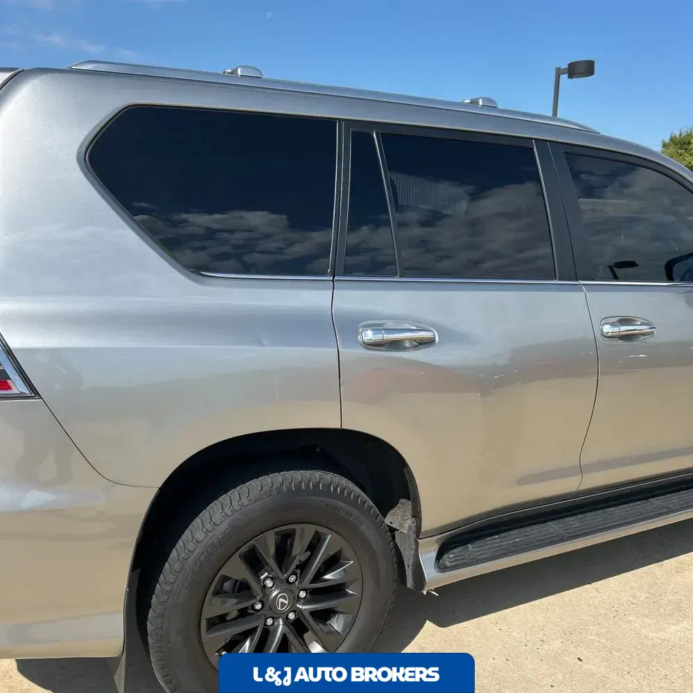 2023 Lexus GX 460 Base