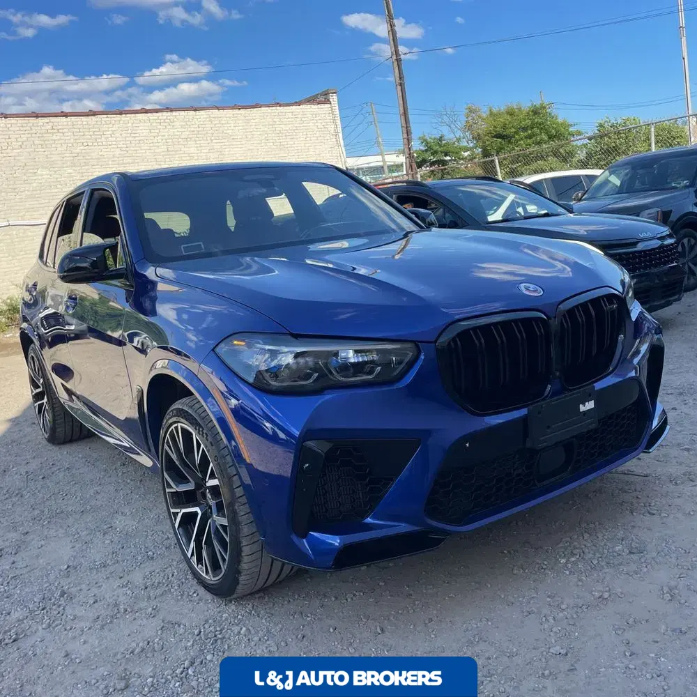 2023 BMW X5 M