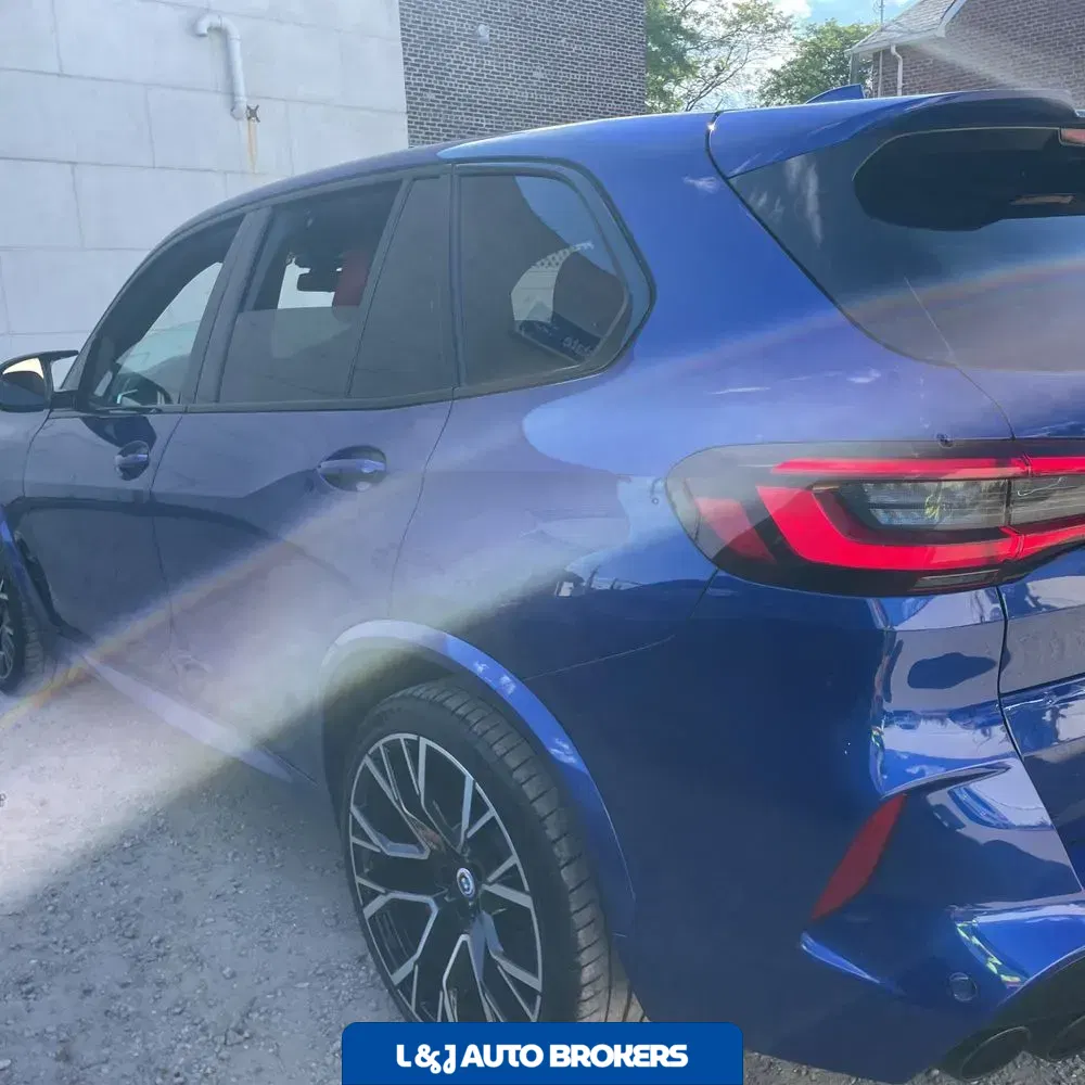 2023 BMW X5 M