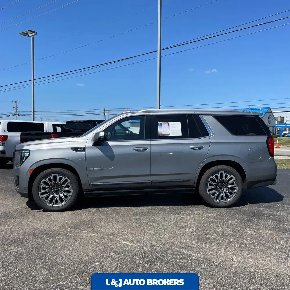 2023 GMC Yukon Denali Ultimate