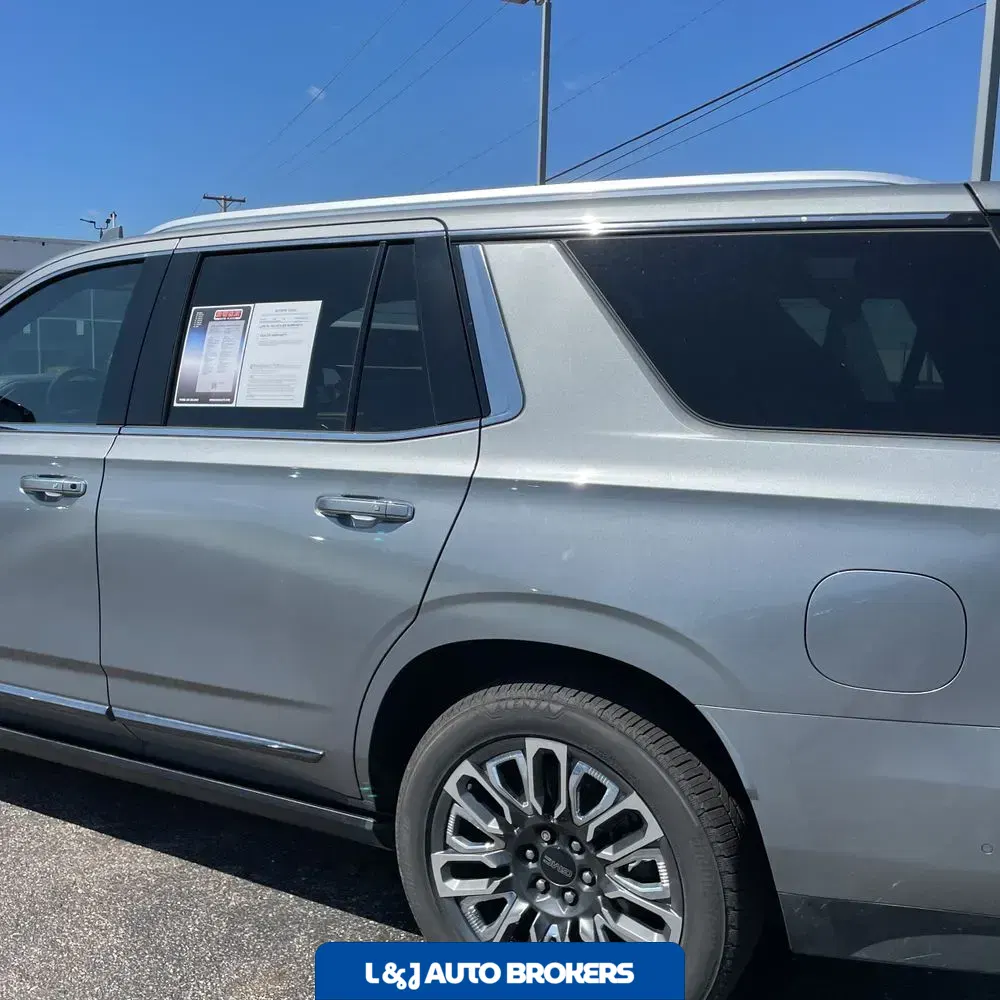 2023 GMC Yukon Denali Ultimate
