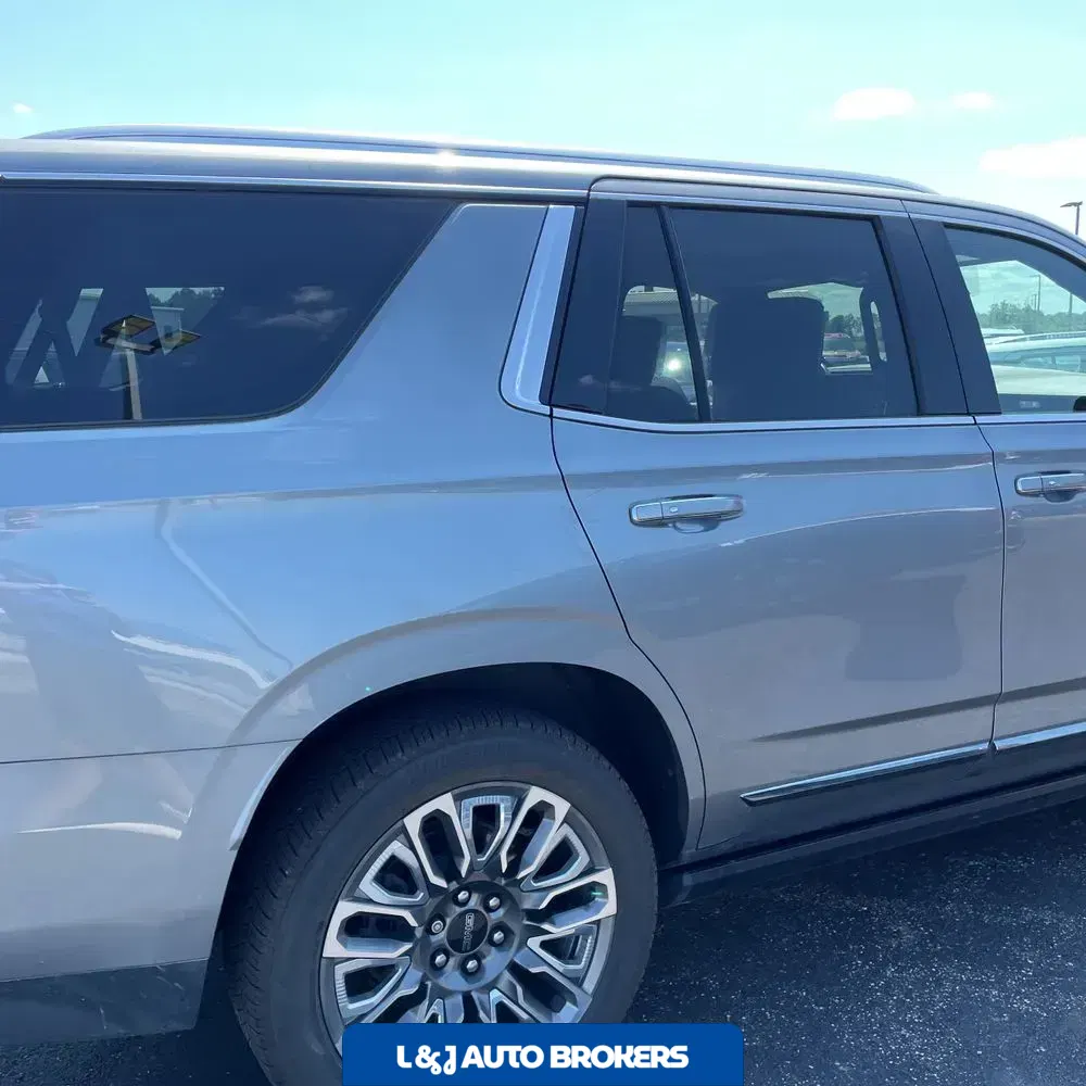 2023 GMC Yukon Denali Ultimate