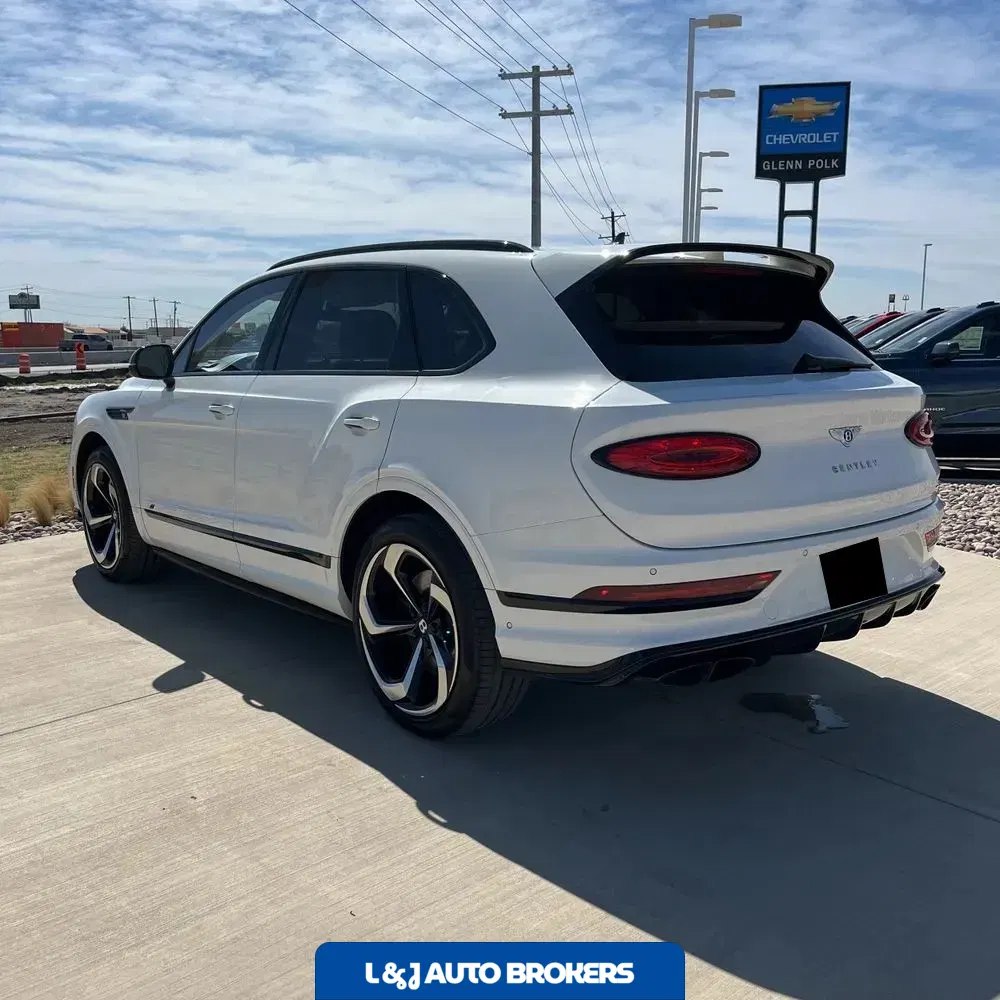 2022 Bentley Bentayga V8