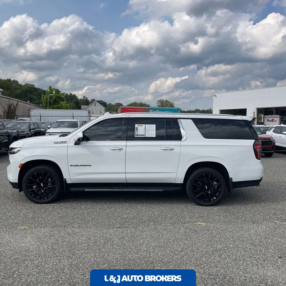 2022 Chevrolet Suburban High Country