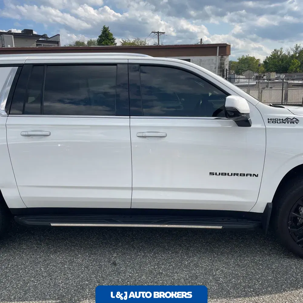 2022 Chevrolet Suburban High Country