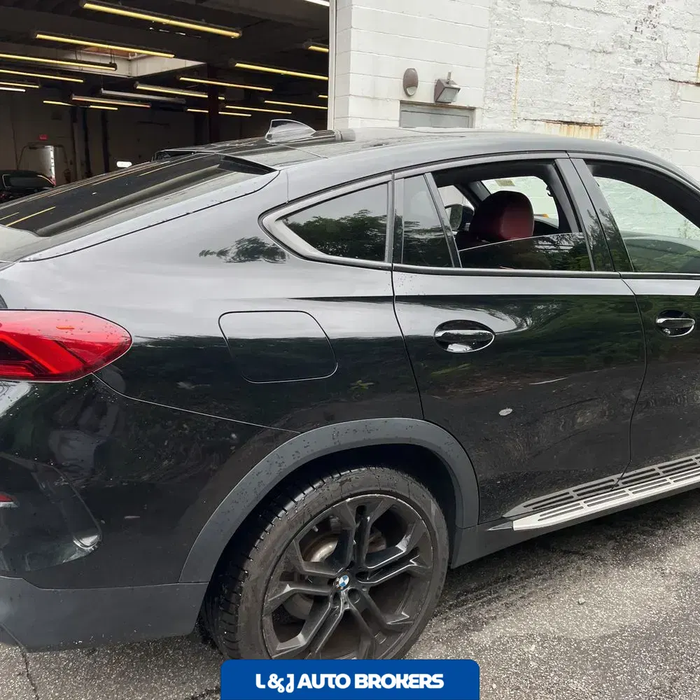 2022 BMW X6 XDrive40i