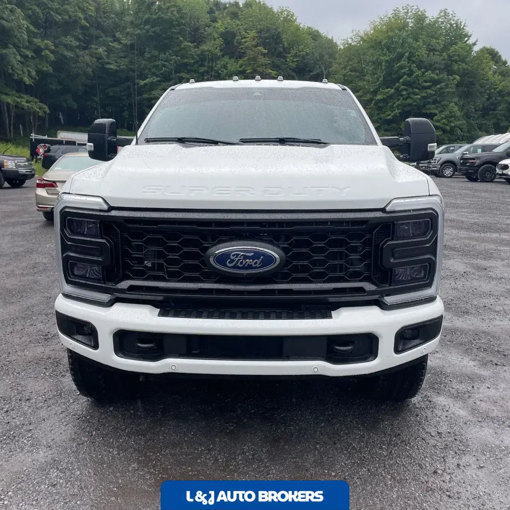 2024 Ford F250 S/D Lariat