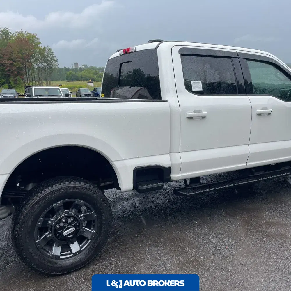 2024 Ford F250 S/D Lariat