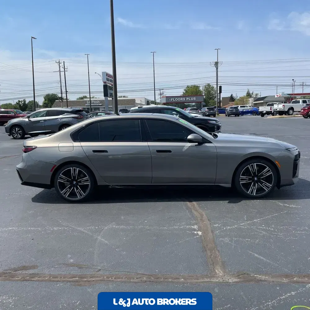 2024 BMW 7-Series 740i xDrive