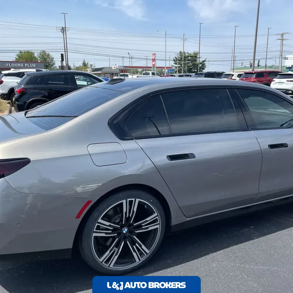 2024 BMW 7-Series 740i xDrive