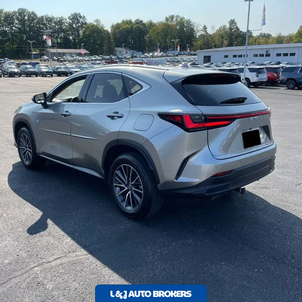 2024 Lexus NX 350h Premium