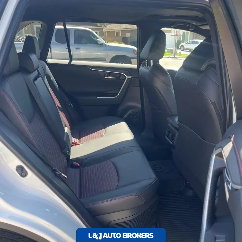 2025 Toyota RAV4 Plug-in Hybrid XSE