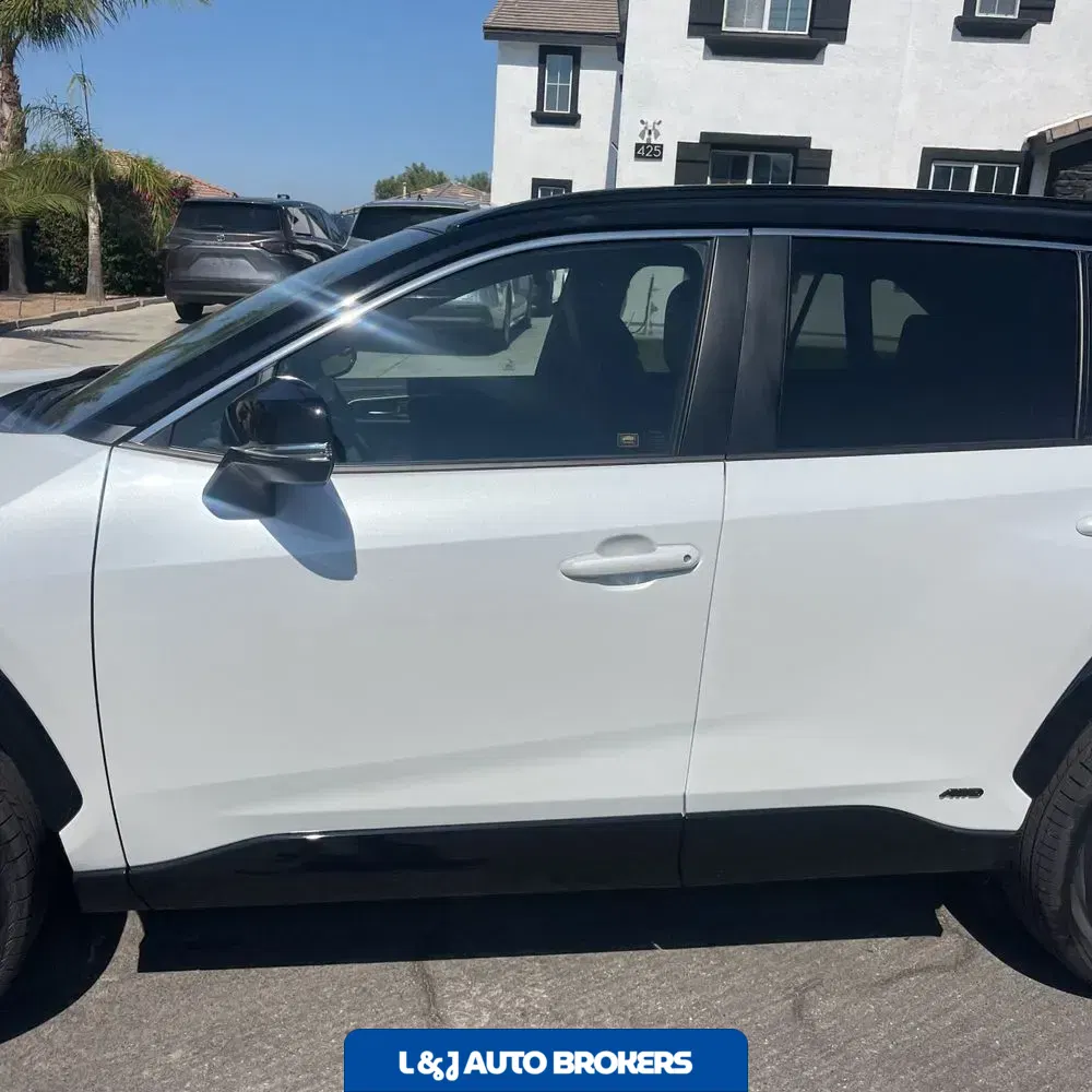 2025 Toyota RAV4 Plug-in Hybrid XSE
