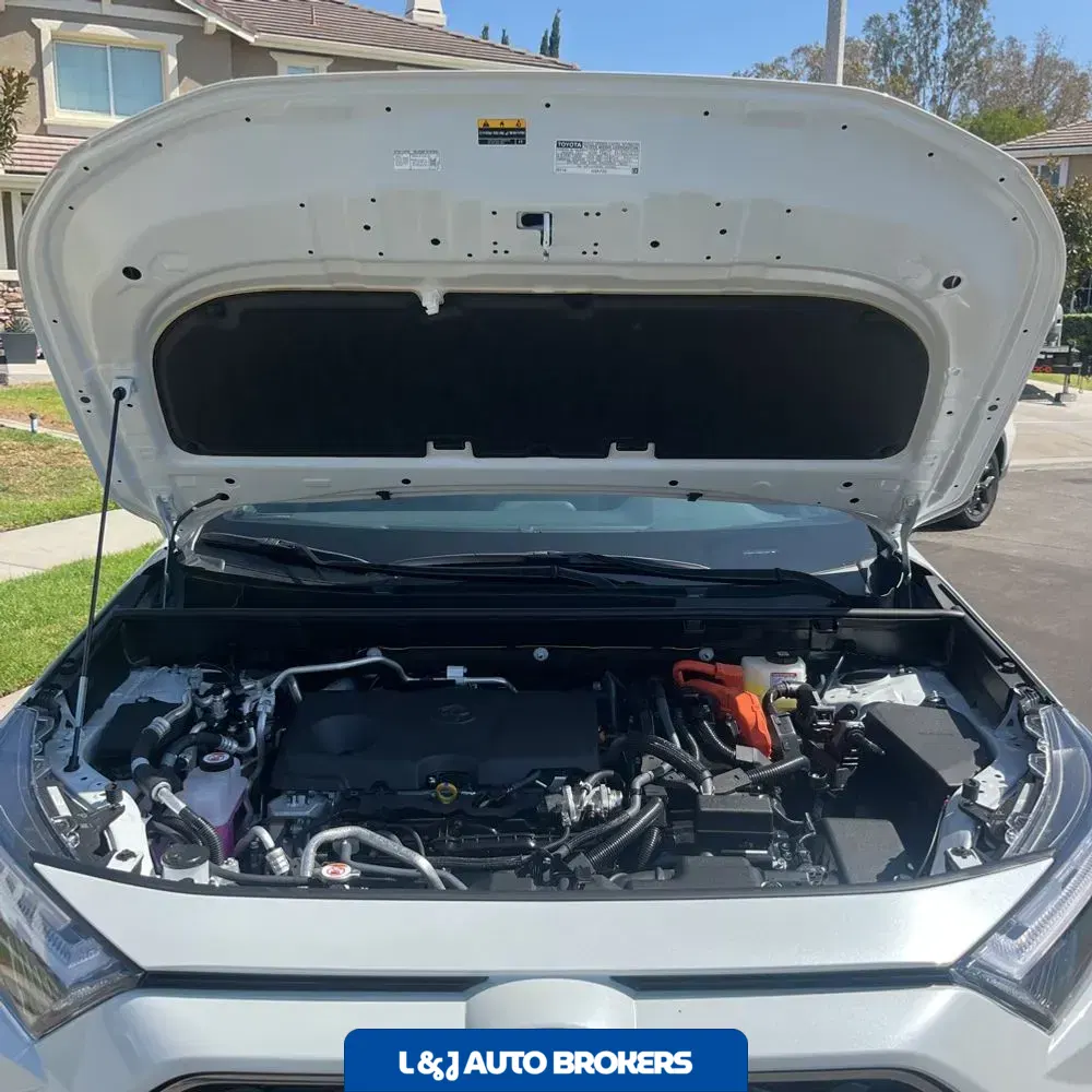 2025 Toyota RAV4 Plug-in Hybrid XSE