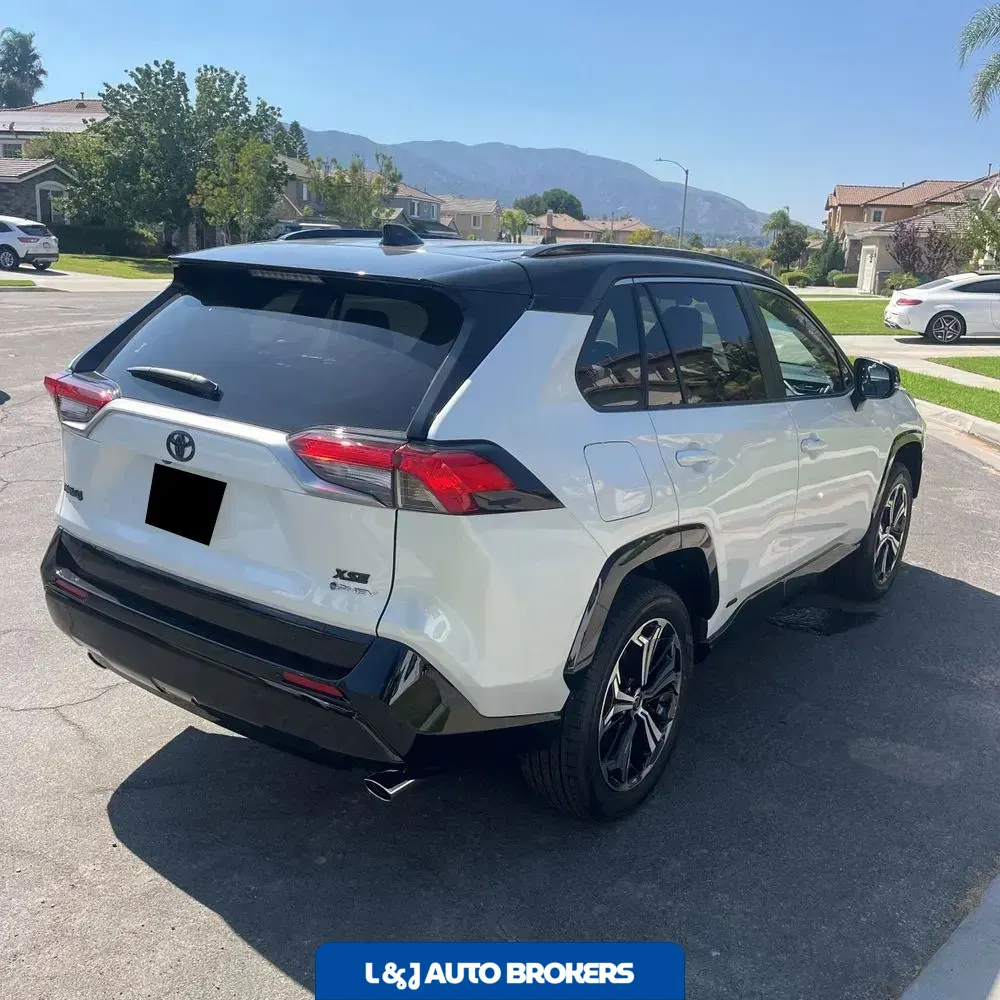 2025 Toyota RAV4 Plug-in Hybrid XSE